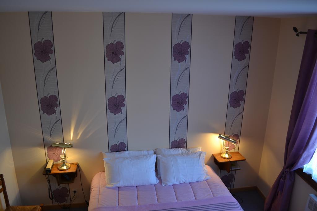 Hotel Restaurant La Braisiere Saint-Romain  部屋 写真
