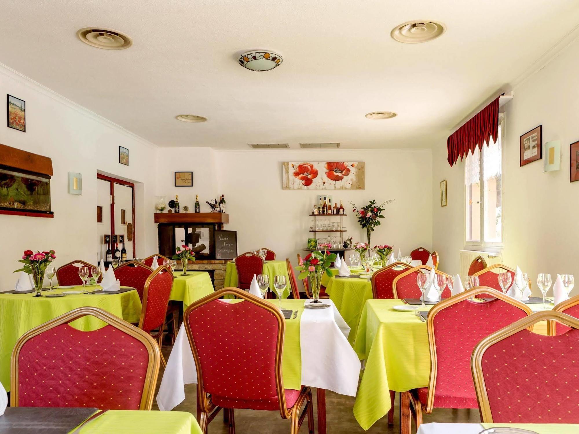 Hotel Restaurant La Braisiere Saint-Romain  エクステリア 写真